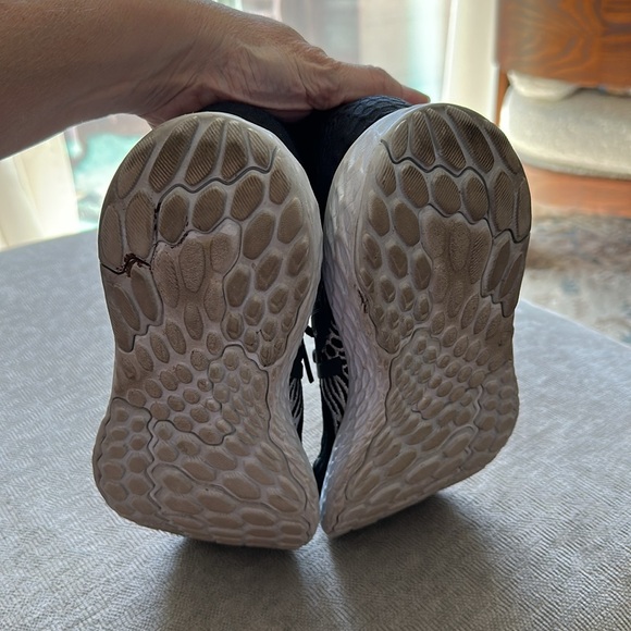 New Balance Fresh Foam 9 - Picture 7 of 10